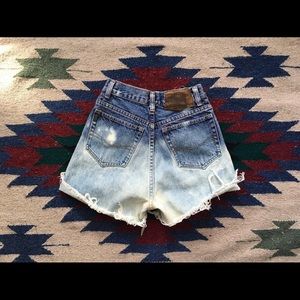 Vintage high waisted Pepe Jeans cutoffs bleached